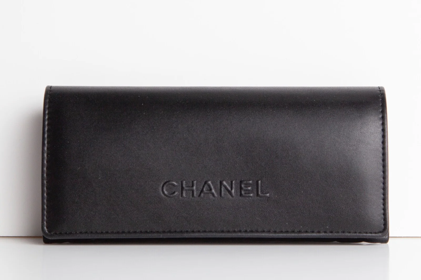 CHANEL BLACK QUILTED LEATHER SUNGLASSES CASE WITH CHANEL BOX *MADE IN ITALY 2